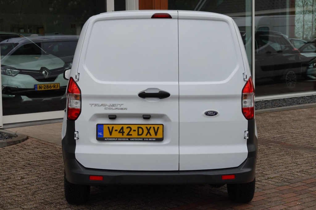 Ford Transit Courier 2022 ford transit courier gesloten bestelwagen trend, 