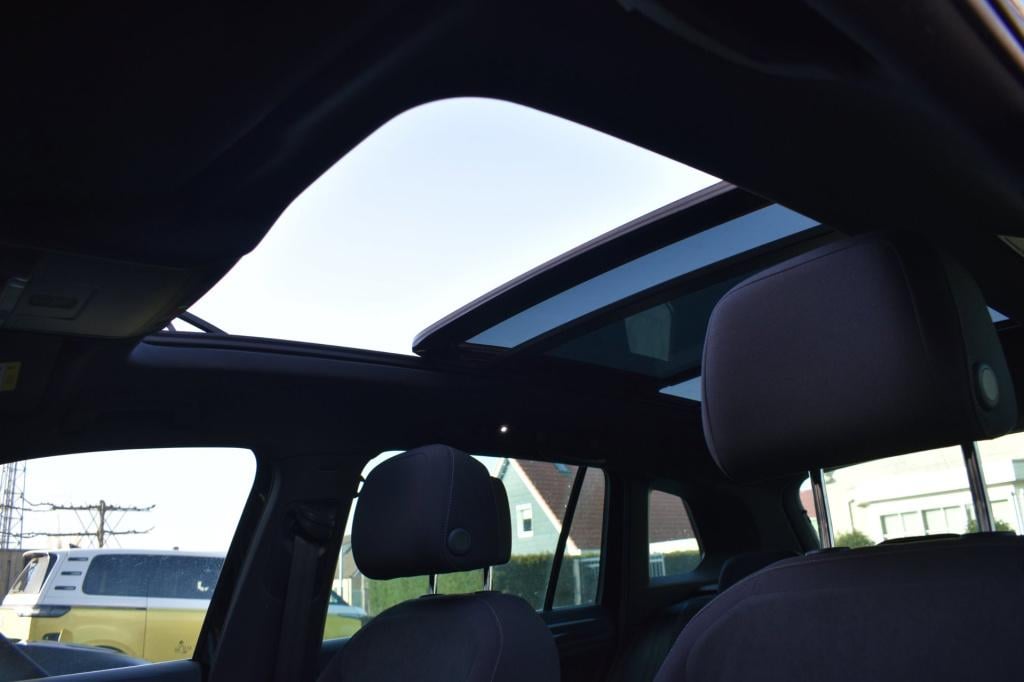 Volkswagen Tiguan 1.5 tsi act highline r-line | trekhaak | panoramadak | dy