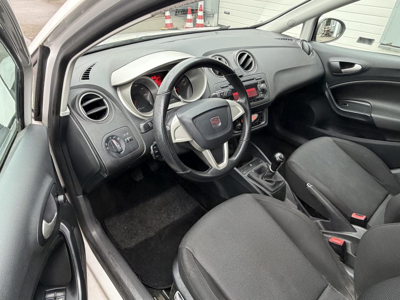 Seat Ibiza 1.4i 5 deurs AIRCO ! ! !