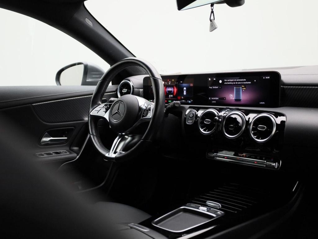 Mercedes-Benz Cla shooting brake 250 e luxury line | stuurverwarming | appl
