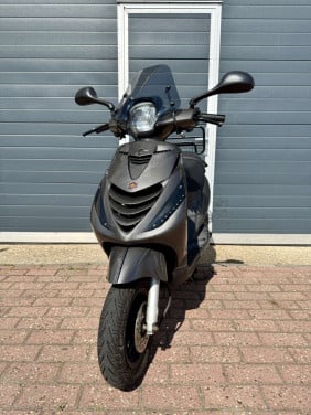 Piaggio zip