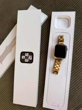 Apple Watch SE (2e gen) 40mm Star Alu Star Sp GPS