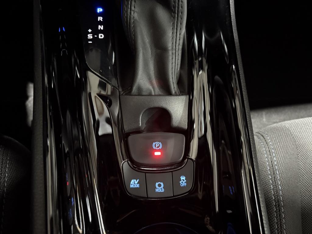 Toyota C-hr 2.0 hybrid dynamic