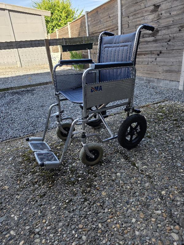 Inklapbare rolstoel
