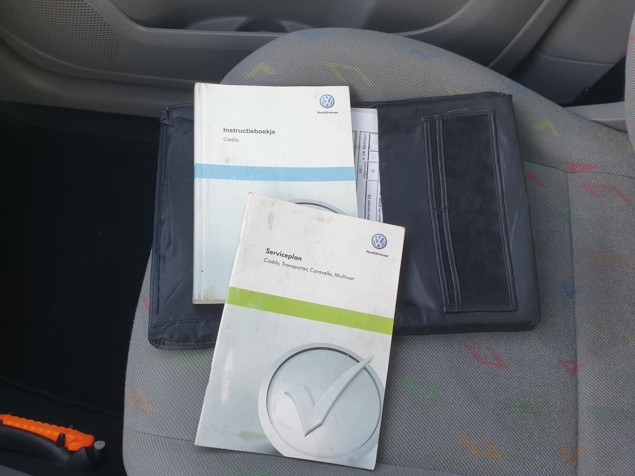 Volkswagen caddy 1.9 tdi 2010 apk airco