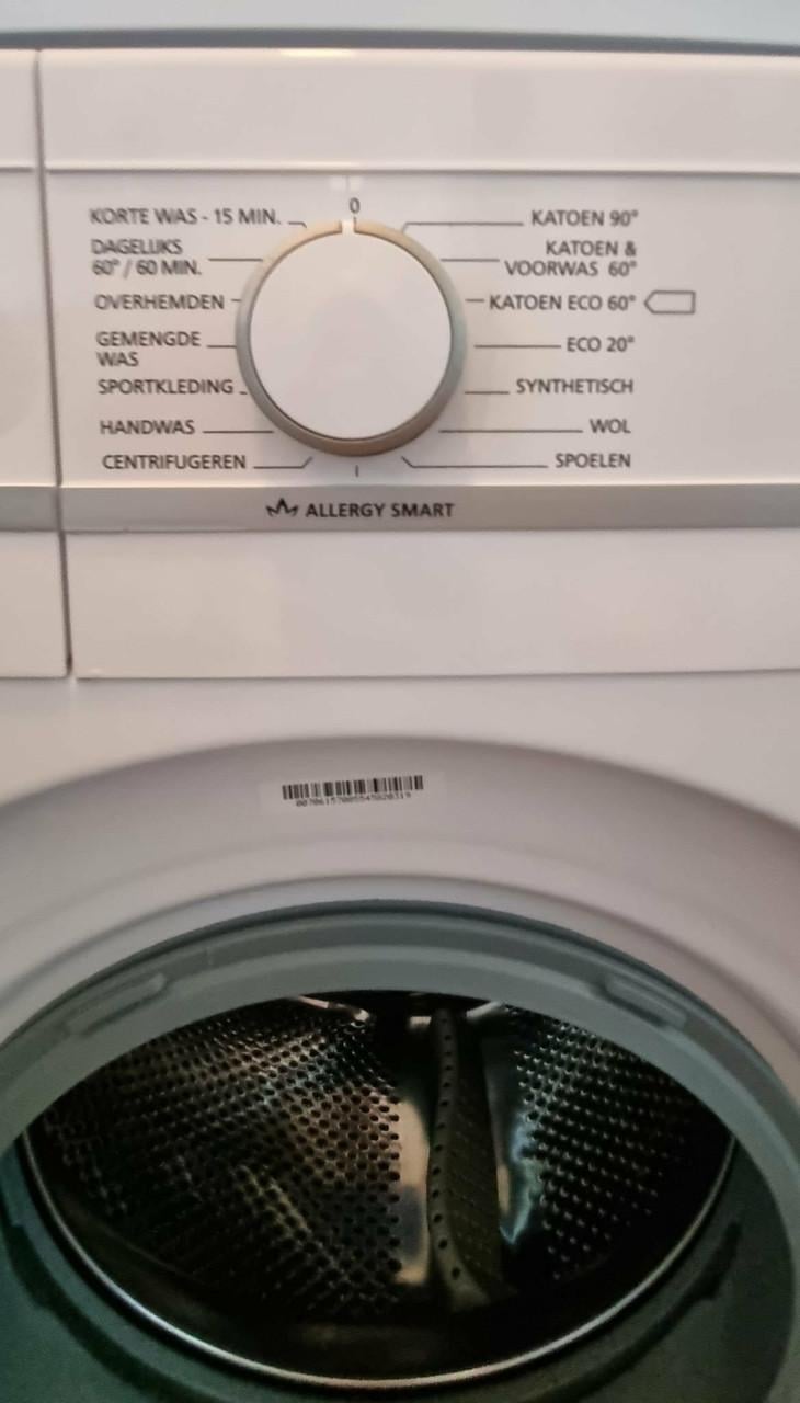 Sharp wasmachine 8 kg A+++ in prima staat