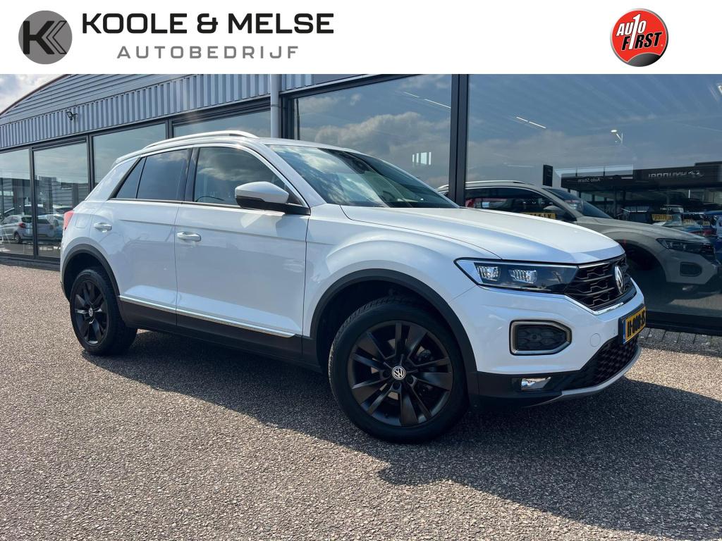 Volkswagen T-roc 1.5 tsi 150pk t-roc sport | dsg | trekhaak | led