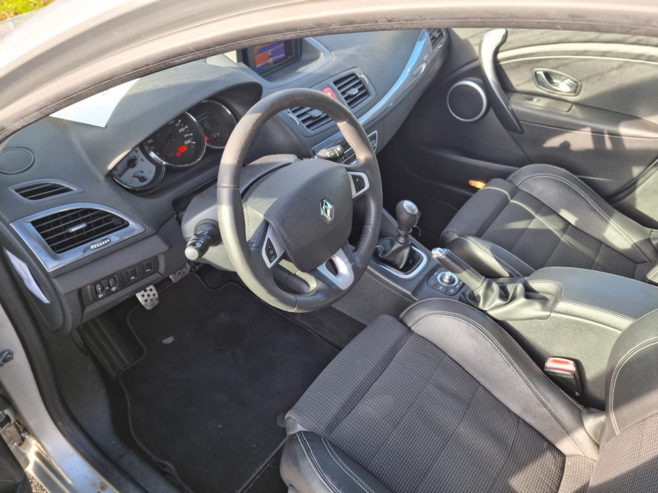 Renault megane grandtour 1.4i gt bj 2010 130 pk 189.000km € 4.950,-