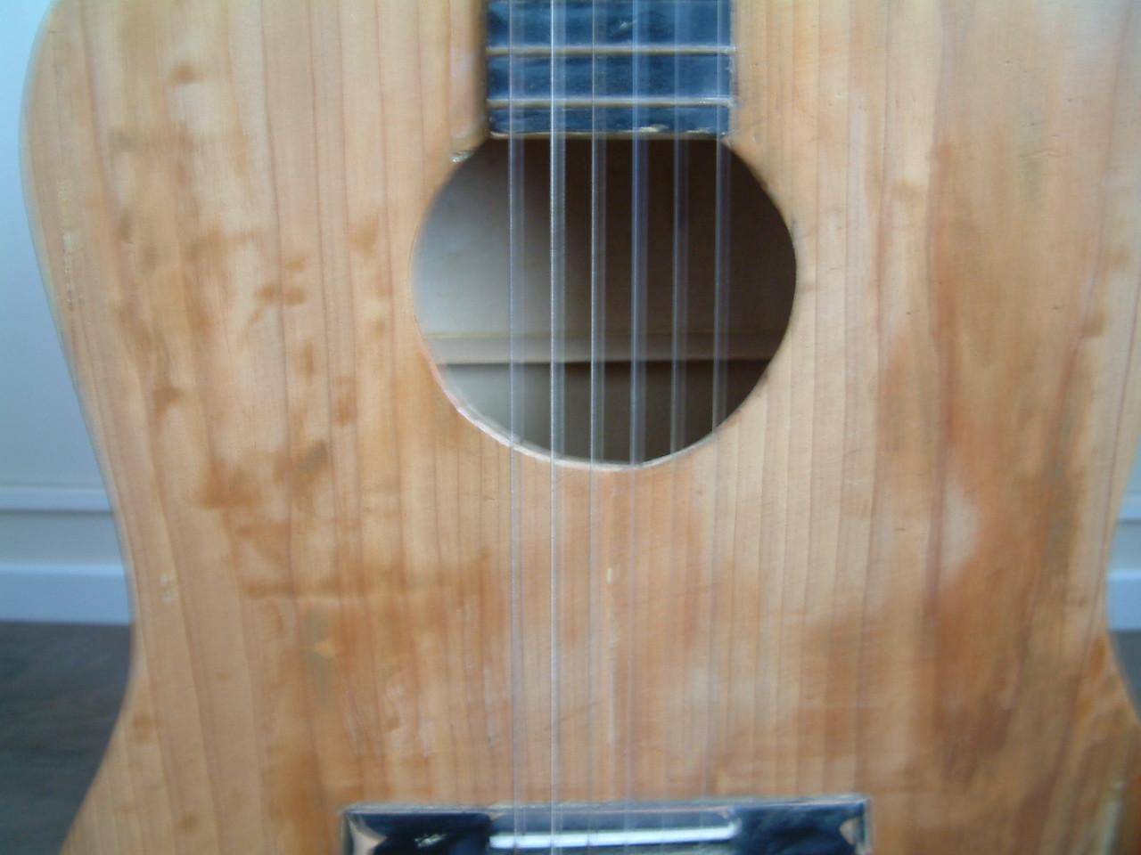 Grote maat gitaar nylon snaren    super mooie klank