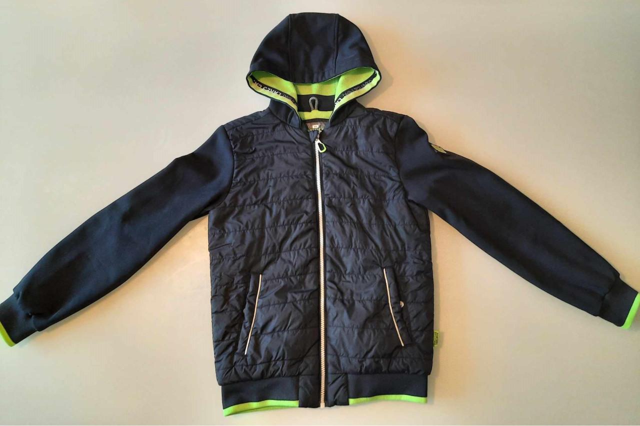 Mooie zomerjas maat 146/152