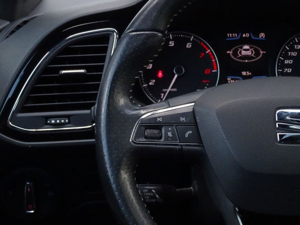 Seat Leon sc 2.0 tsi cupra 280 pano | stoelverwarming | navi