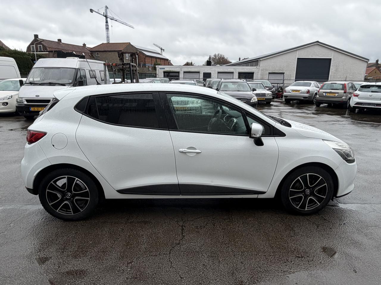 Renault Clio 0.9 TCe Expression Bouwjaar 2014 AIRCO NAP