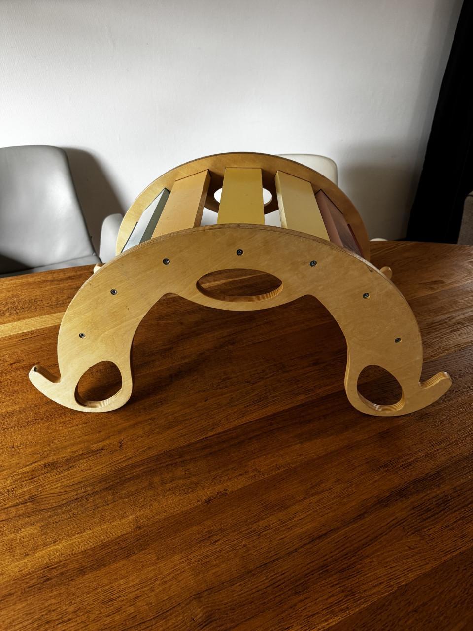 Houten montessori klimrek/balansboard- merk joyz