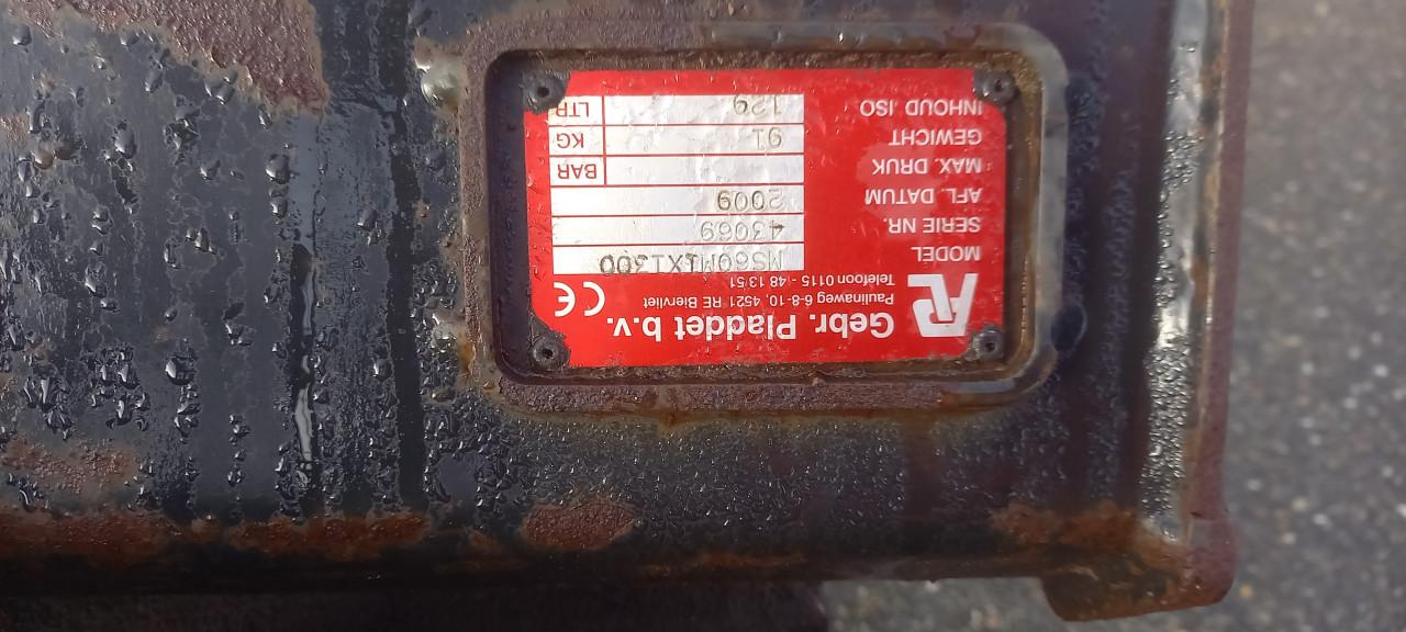 Diverse baken met CW aansluiting.