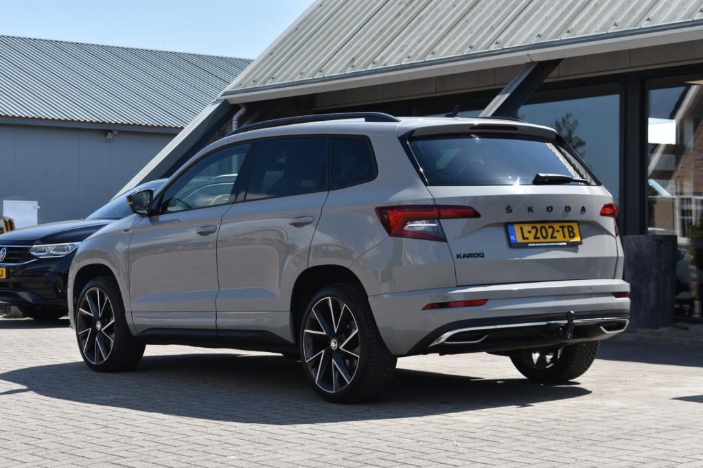 Skoda Karoq 1.5 tsi act sportline | trekhaak | steel grey | adaptieve cruis