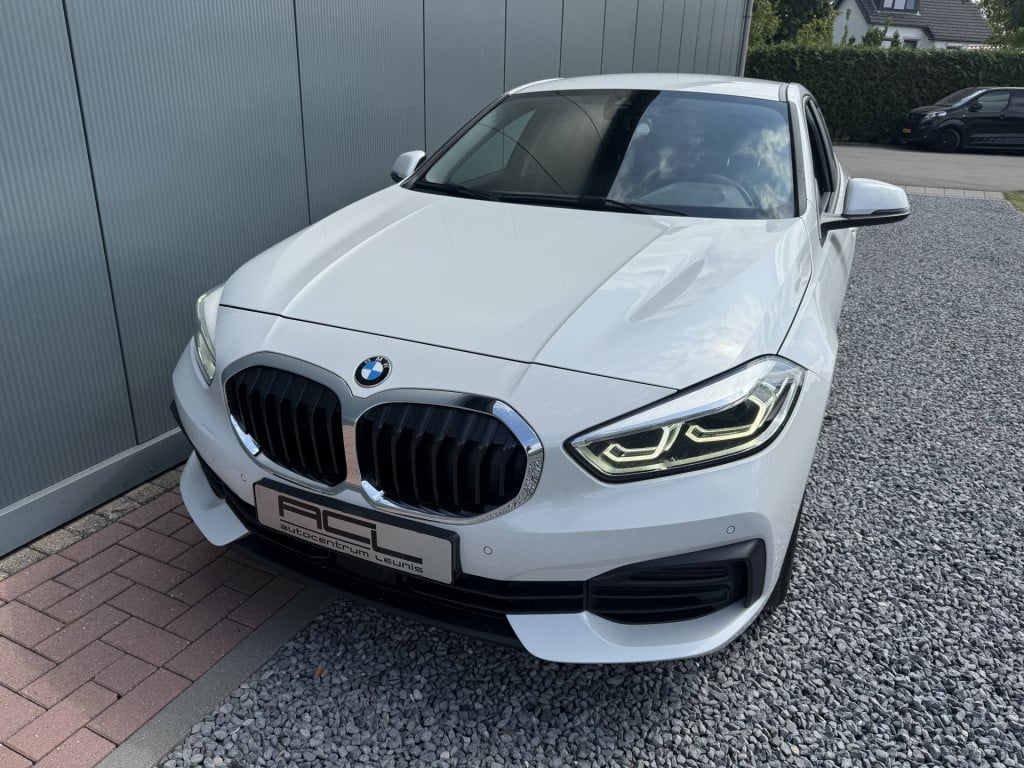 BMW 1 Serie 118i executive edition 5-drs