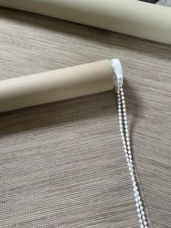 Rolgordijnen Veneta, waarvan 1 verduisterend