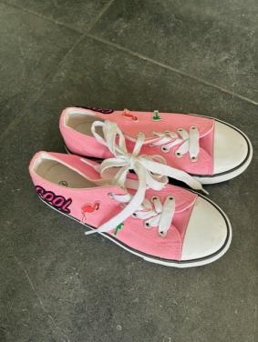 Roze gympen maat 31 Graceland (nieuwstaat)