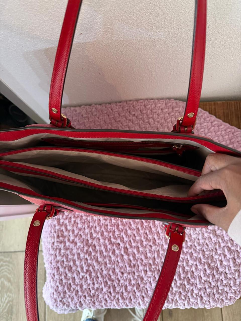 Rode Michael Kors handtas