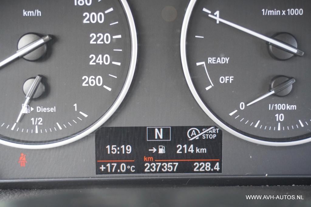 BMW 2-serie gran tourer 216d centennial high executive
