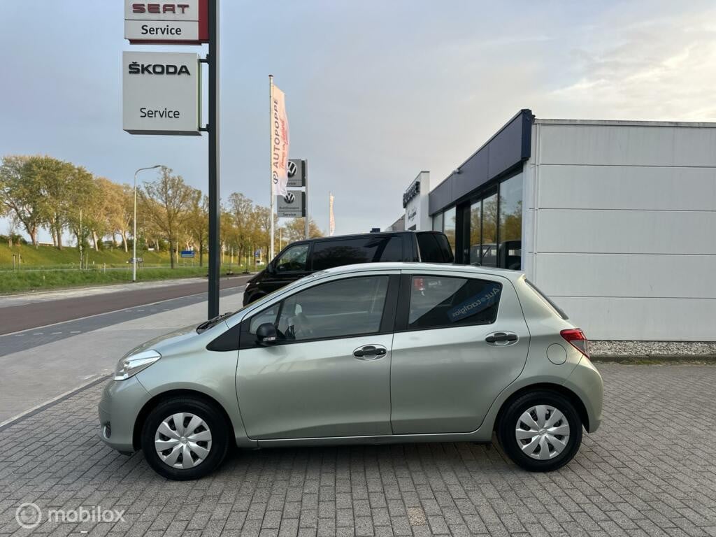 Toyota Yaris 1.0 VVT-i Aspiration Airco km66.010 Nap 5Deurs BJ2011