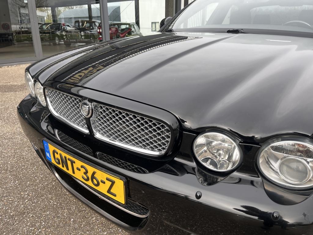 Jaguar Xj 4.2 v8 executive