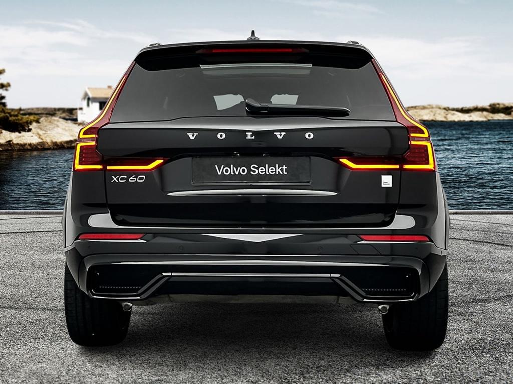 Volvo XC60 polestar engineered recharge plug-in hybrid awd