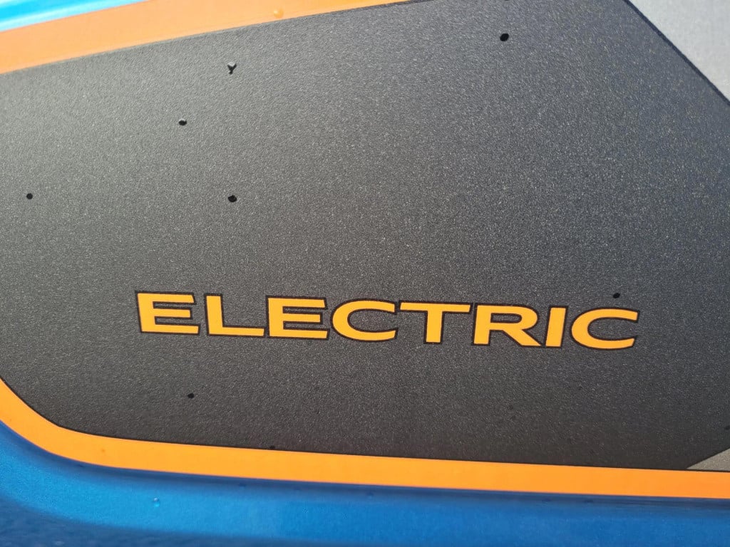 Dacia Spring comfort plus (orange pack) 27 kwh slechts 130km btw auto