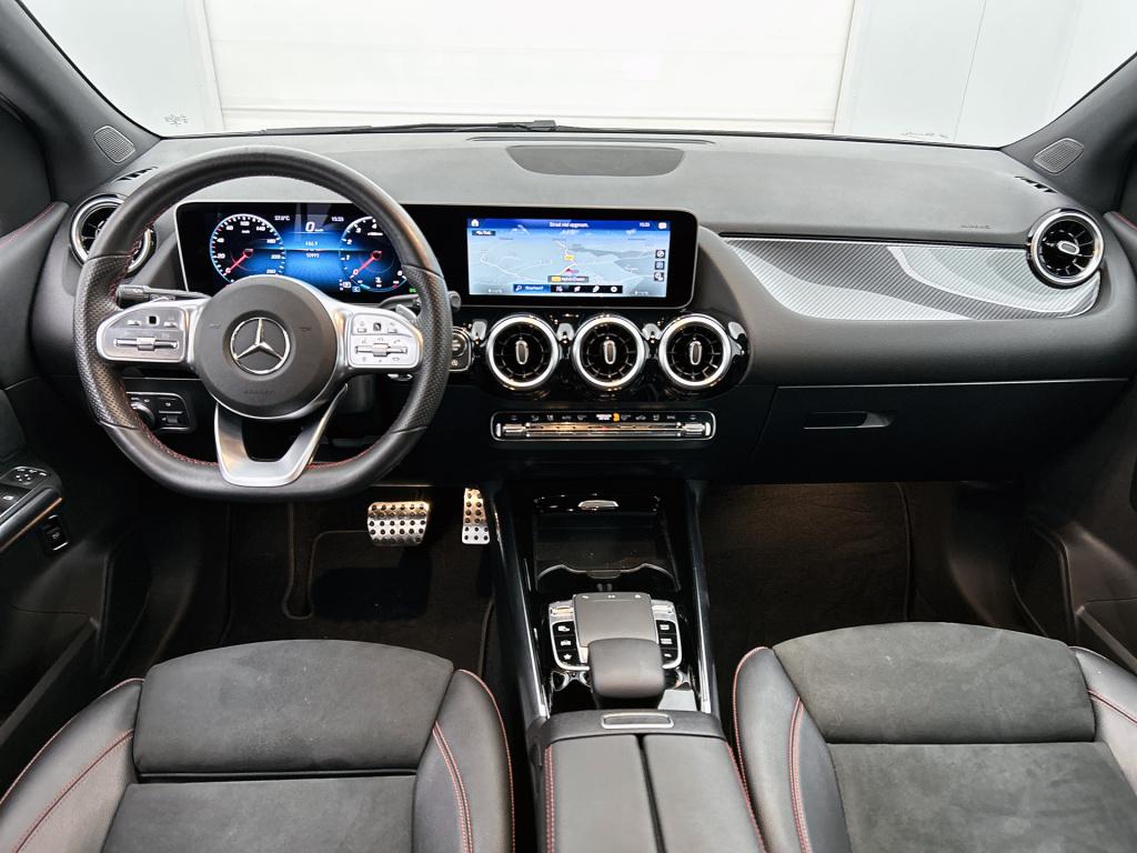 Mercedes-Benz B-Klasse 180 business solution amg | stoelverwarming | amg li
