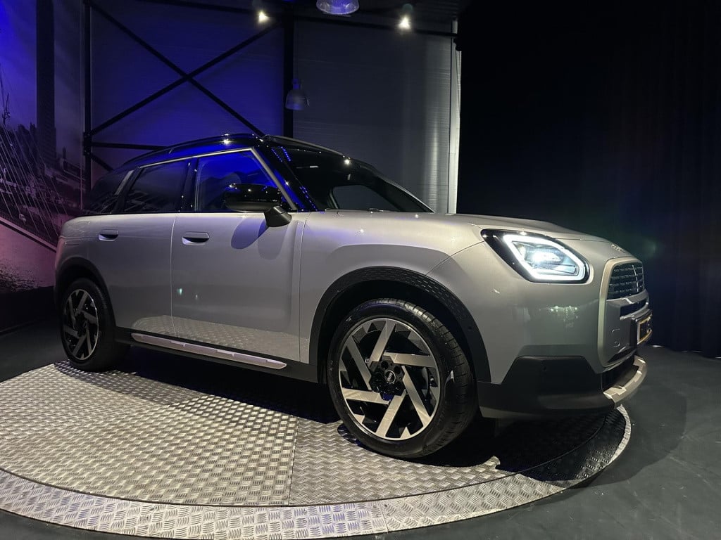 Mini Countryman mini 1.5 c favoured l *pano*leder*19inch* hud*