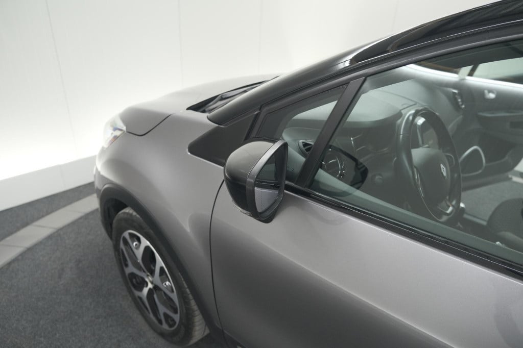 Renault Captur tce 90 intens | trekhaak | camera | navigatie | parkeersenso