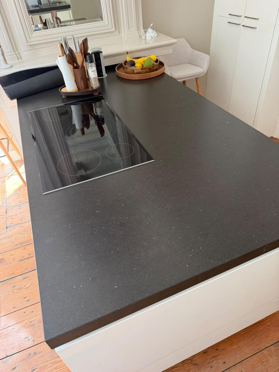Moderne keuken met composiet werkblad – bieden vanaf €395