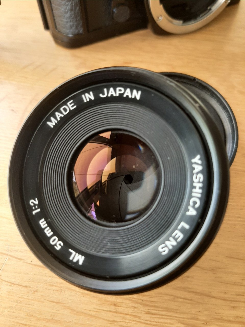 Yashica FX-3 Super, 2000 met 50 mm lens