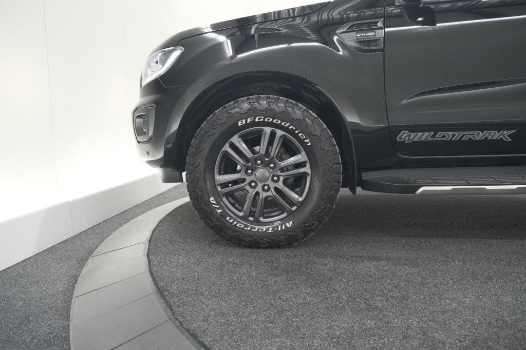 Ford Ranger 2.0 ecoblue 160 wildtrak supercab | trekhaak | camera | apple c