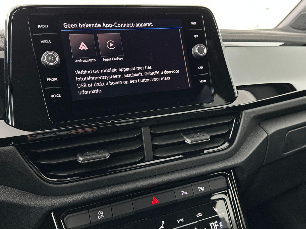 Volkswagen T-roc r-line-edition 1.5 110 kw / 150 pk tsi suv 7 versn