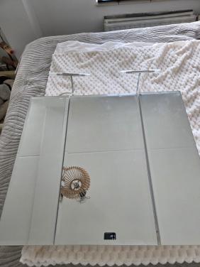 Spiegelkast voor badkamer met verlichting