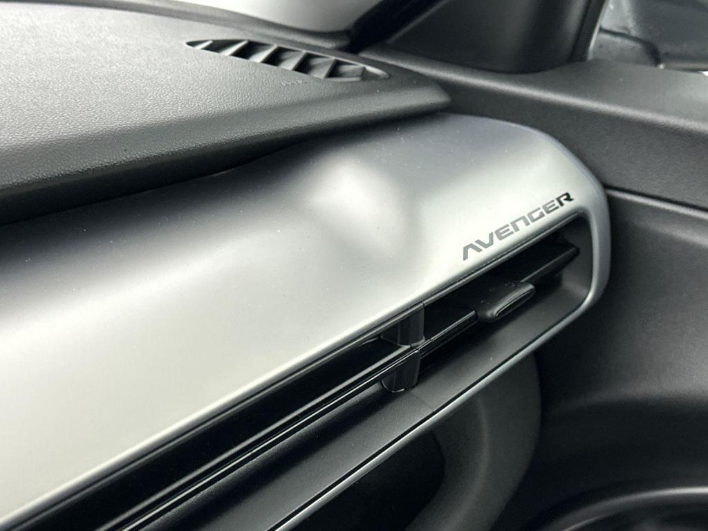 Jeep Avenger summit 54 kwh camera | stoelverwarming | apple carplay & andro