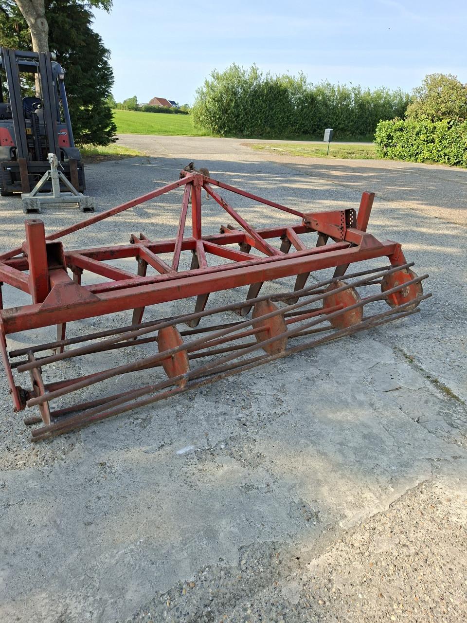 Cultivator