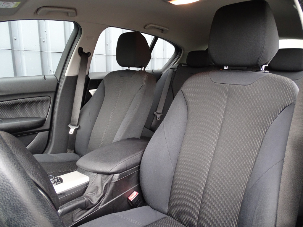 BMW 1 Serie 116i ede business | navi  bi-xenon | bluetooth