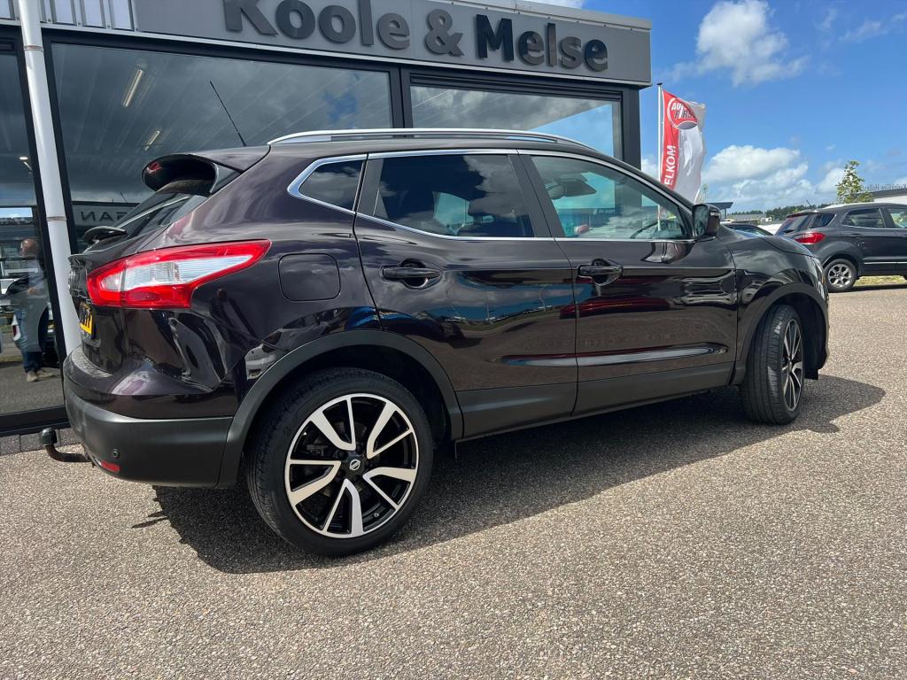 Nissan Qashqai 1.2 115pk dig-t automaat tekna , trekhaak