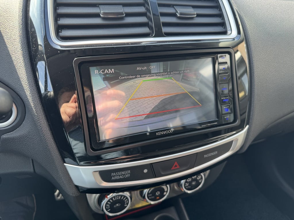 Mitsubishi Asx 1.6 cleartec intense | navigatie | trekhaak | airco | achter