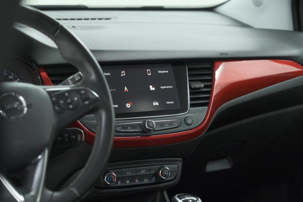 Opel Crossland X turbo 110 gs line | trekhaak | camera | apple carplay | na