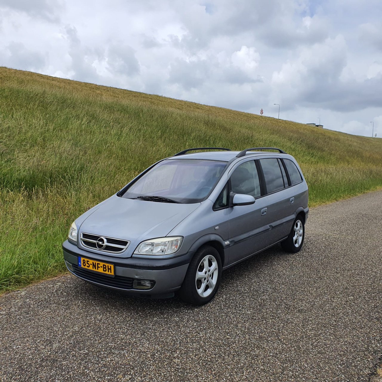 Opel Zafira 1.8-16V Elegance Clima/Cruise