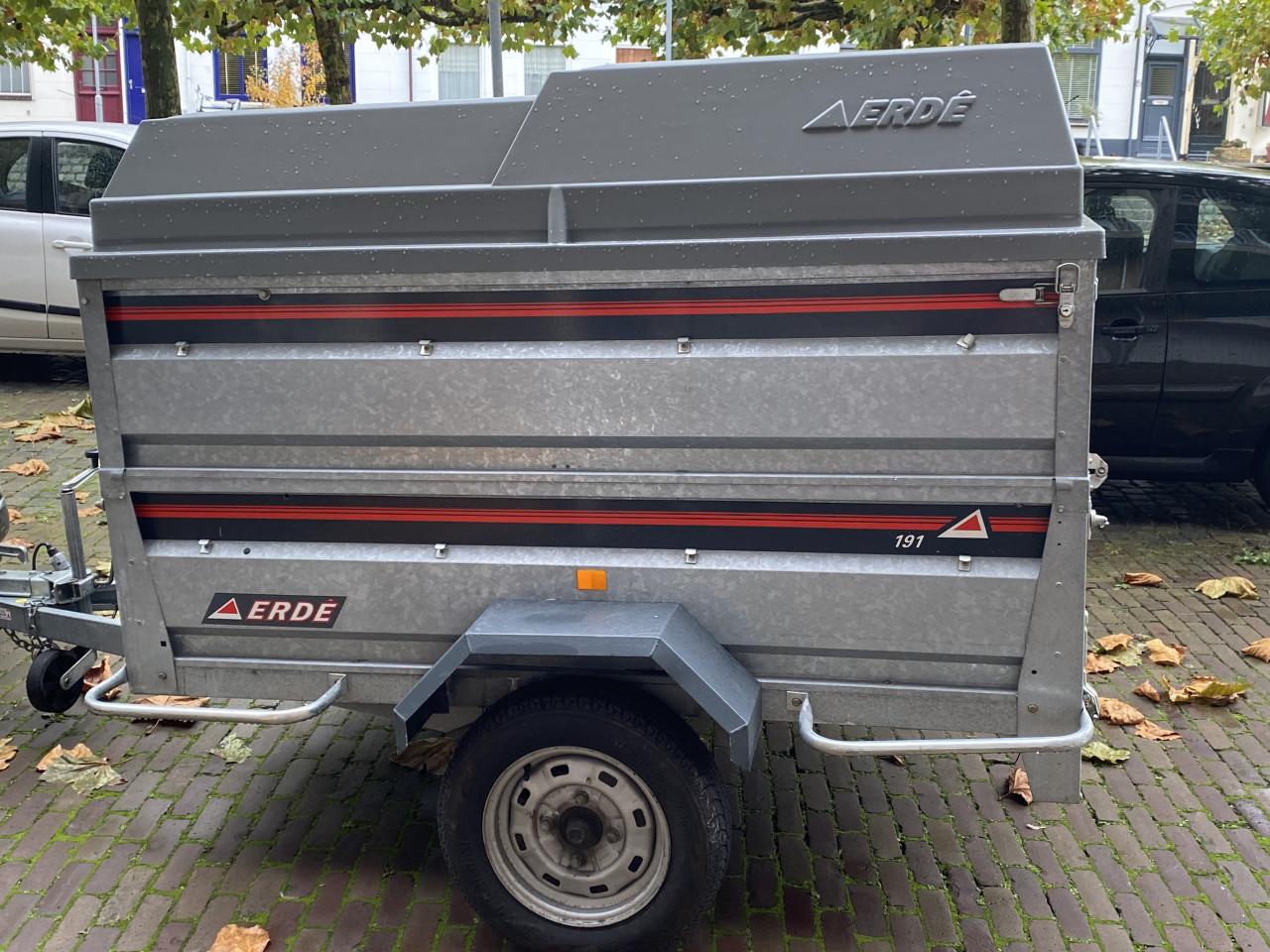 Erde bagagewagen met ABS hardtop en zijverlaging