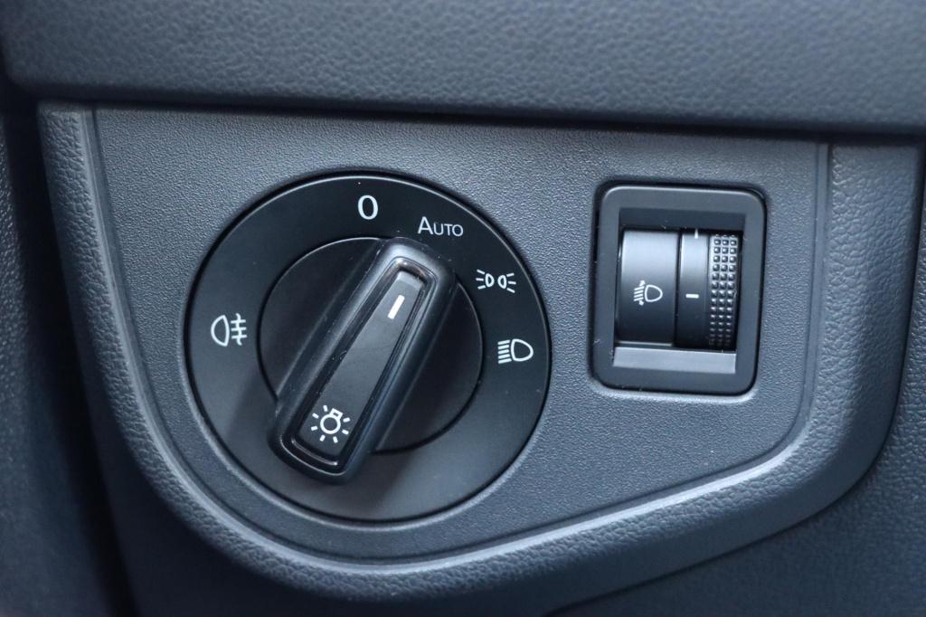 Volkswagen Polo 1.0 tsi life | carplay | sensoren | adaptive