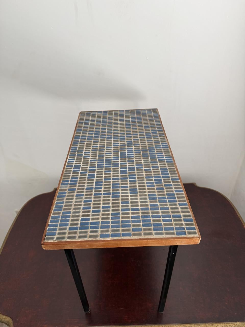 Klein tafeltje met mozaïek patroon – uniek design