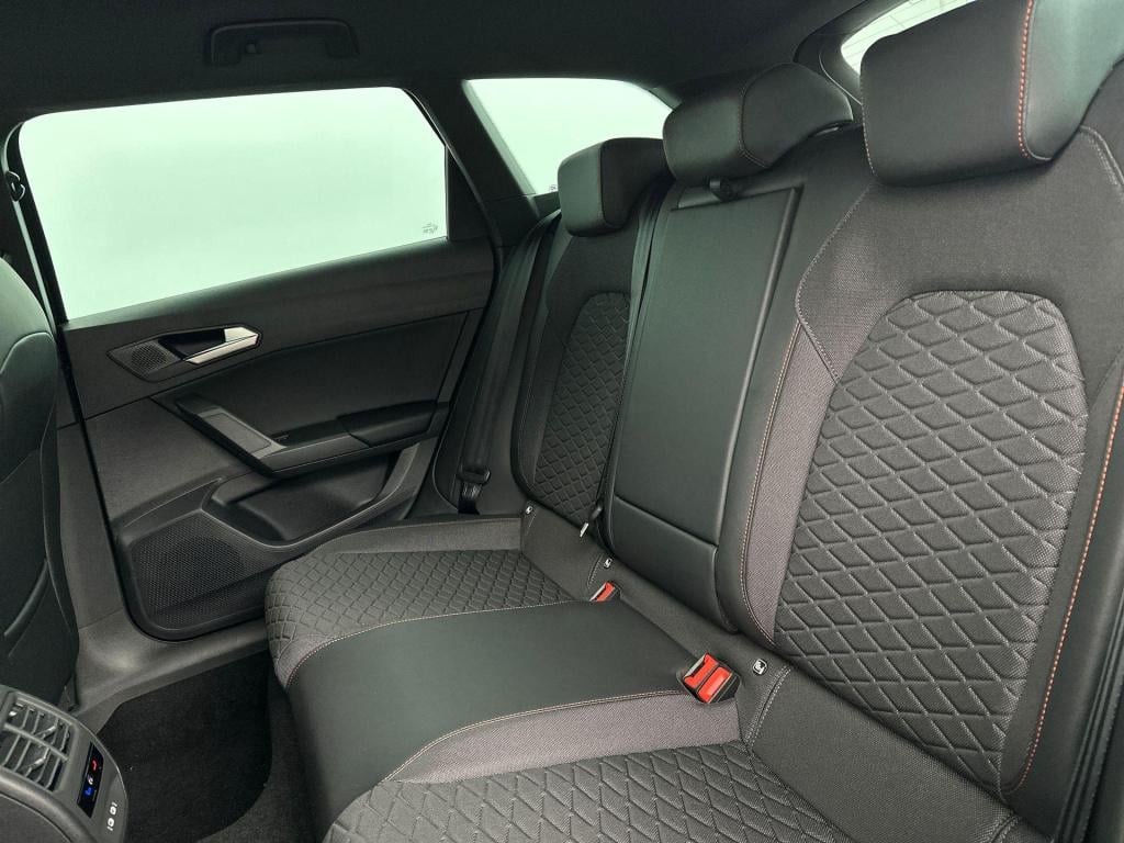 Seat Leon fr business 1.5 tsi ehybrid 150 kw / 204 pk statio