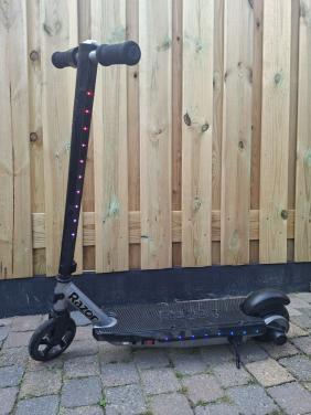Electrische kinderstep