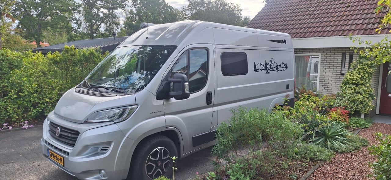 Zeer complete buscamper Fiat Ducato AUTOMAAT van 2019