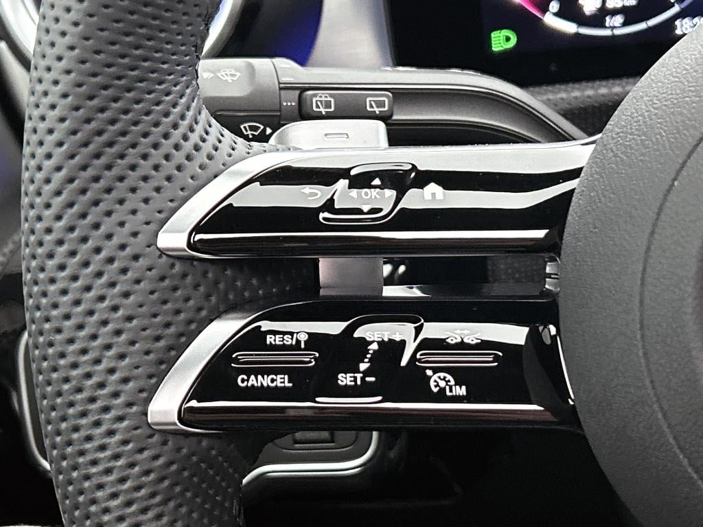 Mercedes-Benz A-Klasse 250 e business solution amg | amg line plus pakket |